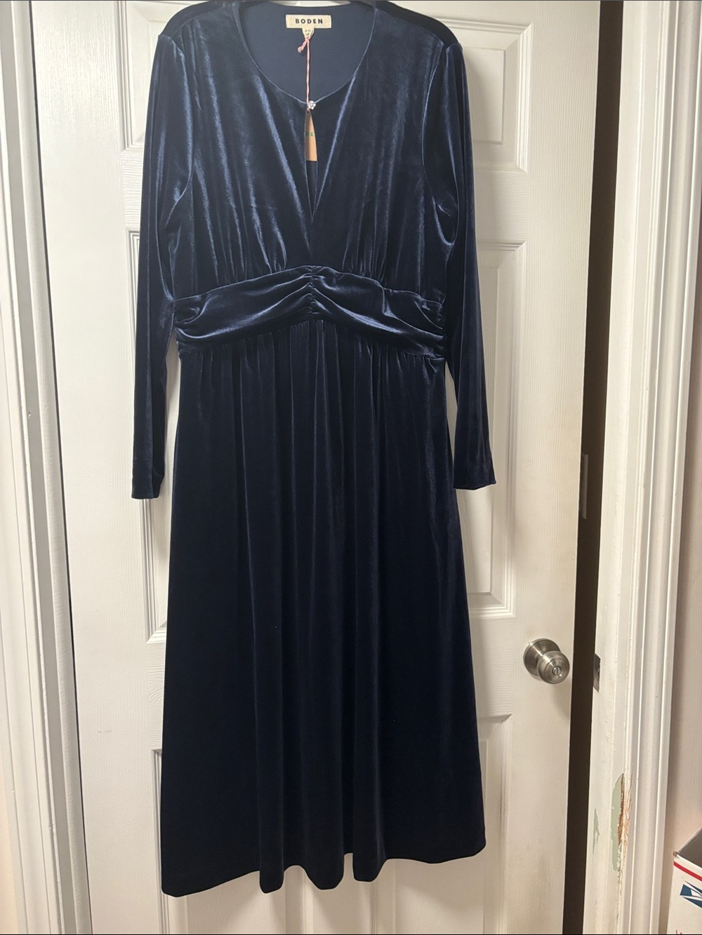 Boden Deep Navy Velvet Long-Sleeve Midi Dress